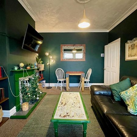 Apartament Stylish And Artistic Flat In Southend On Sea Zewnętrze zdjęcie