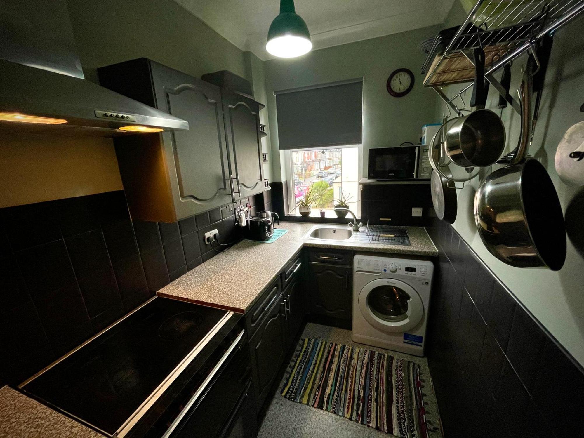 Apartament Stylish And Artistic Flat In Southend On Sea Zewnętrze zdjęcie