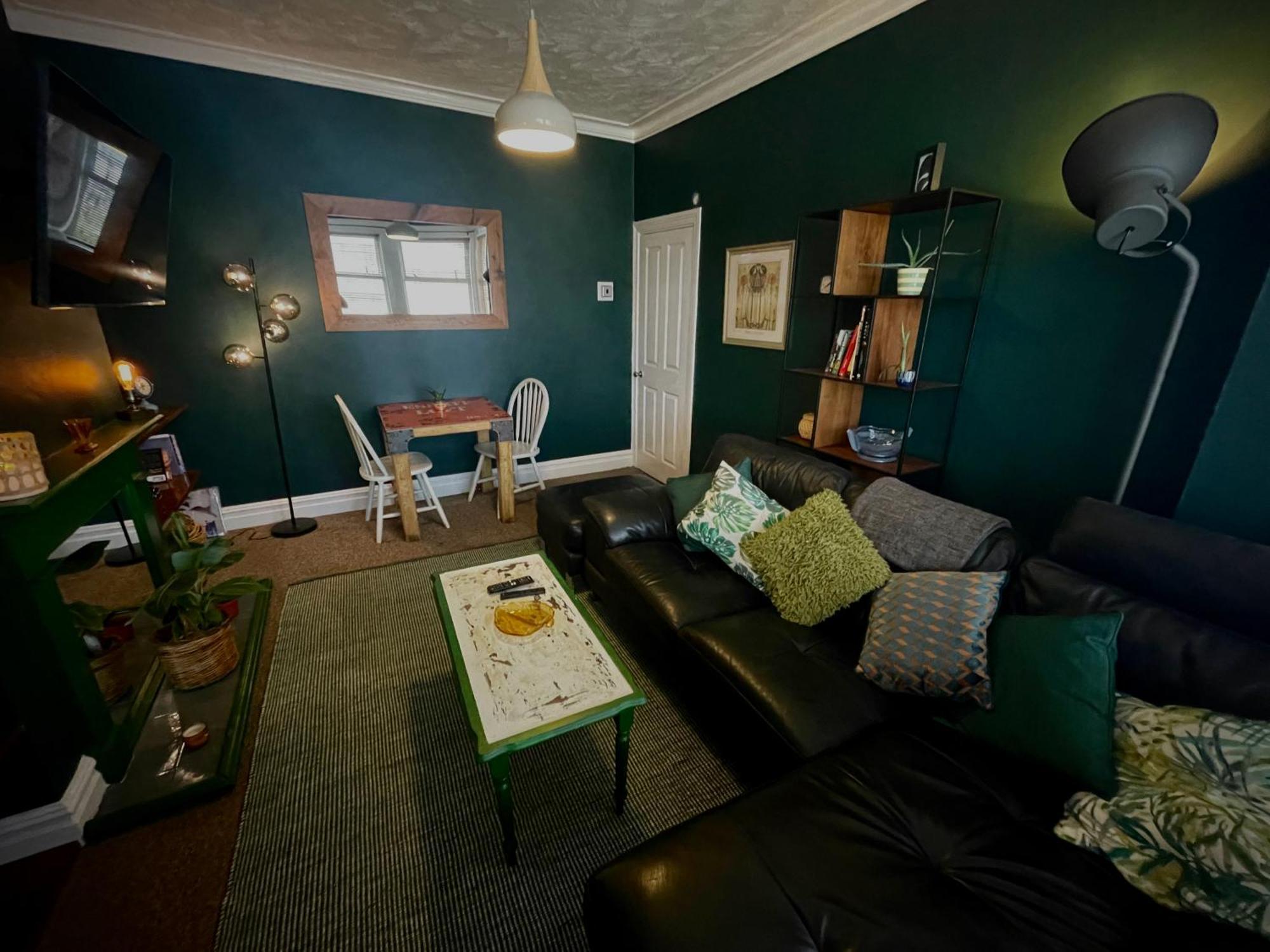 Apartament Stylish And Artistic Flat In Southend On Sea Zewnętrze zdjęcie