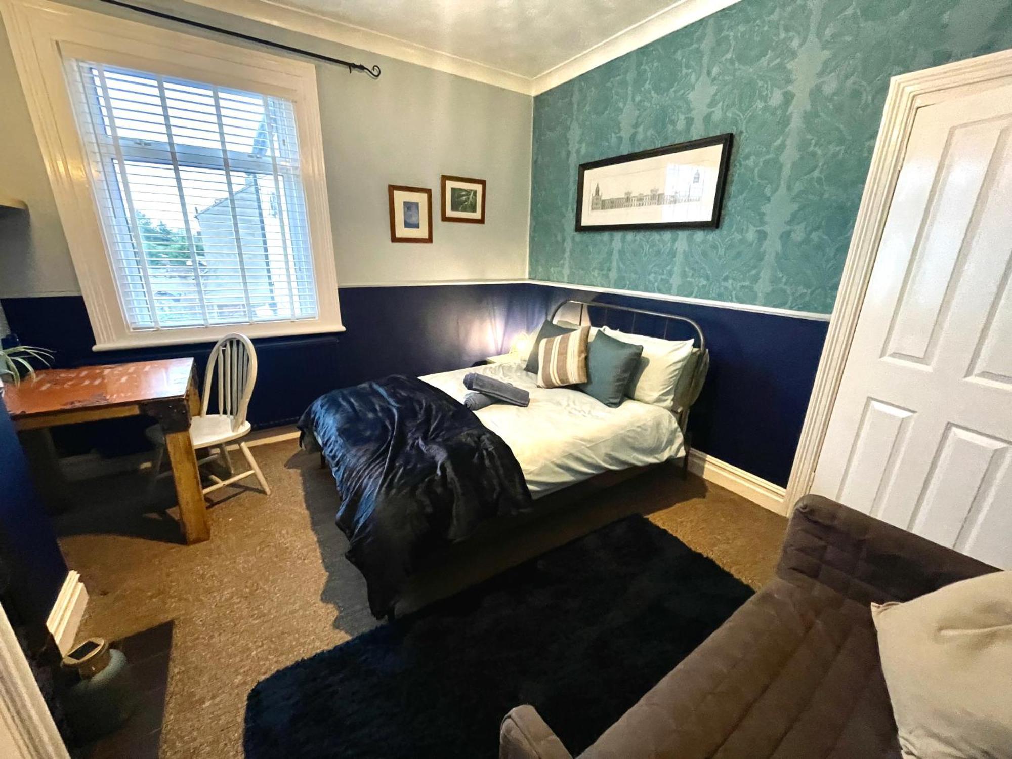 Apartament Stylish And Artistic Flat In Southend On Sea Zewnętrze zdjęcie